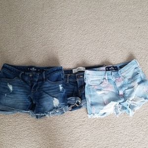 Hollister shorts bundle (3 pairs)